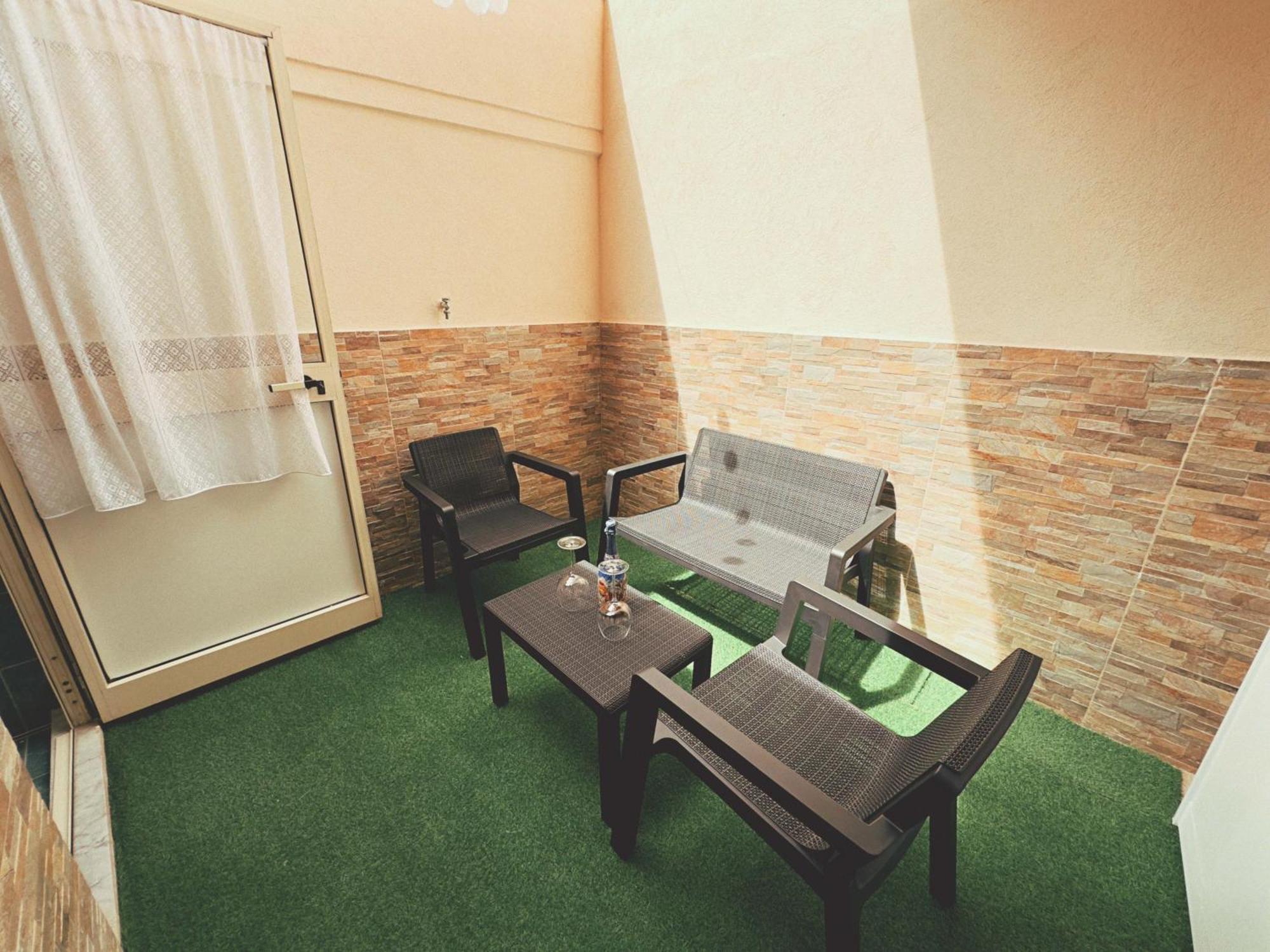 Casa Vacanze Imera House Palermo Exterior photo